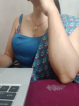 Chanchal--Navya Live XXX-Chat