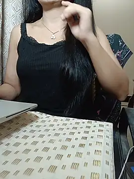 Chanchal--Navya 现场XXX聊天