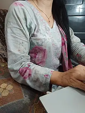 Chanchal--Navya – webcam-show