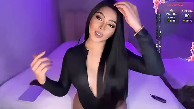 shantalromance_'s Webcam Show