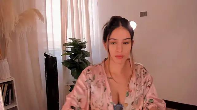 LiaPearce's Webcam Show
