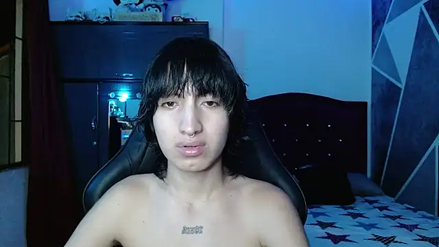Živý XXX chat littlextreme