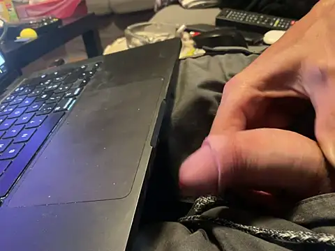 Show Webcam de juicyprecumboy