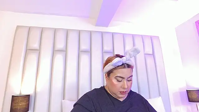 aandreaperez Chat XXX in diretta