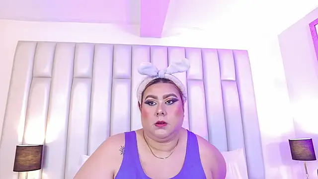 aandreaperez's Live XXX Chat