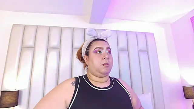 aandreaperez's Live XXX Chat