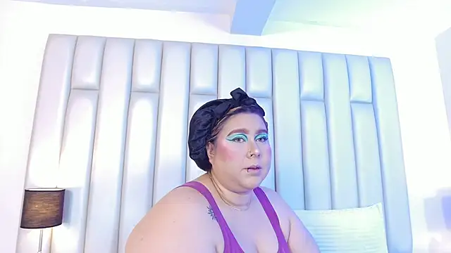 Chat +18 de aandreaperez ao vivo