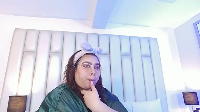 aandreaperez's Live XXX Chat