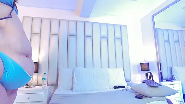 aandreaperez: онлайн-секс-чат