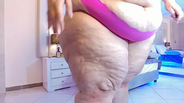aandreaperez's Webcam Show
