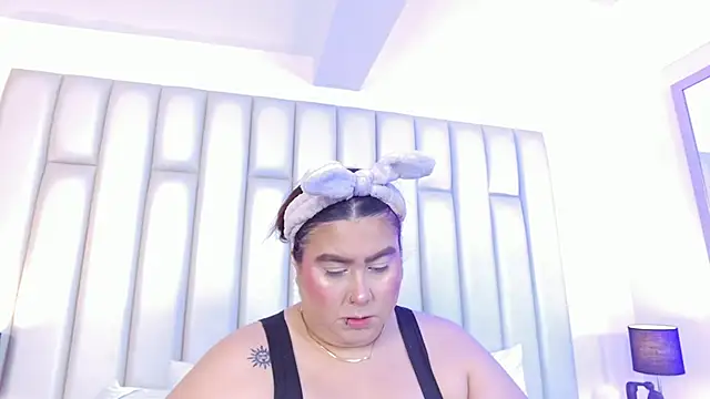 aandreaperez: вебкам-шоу