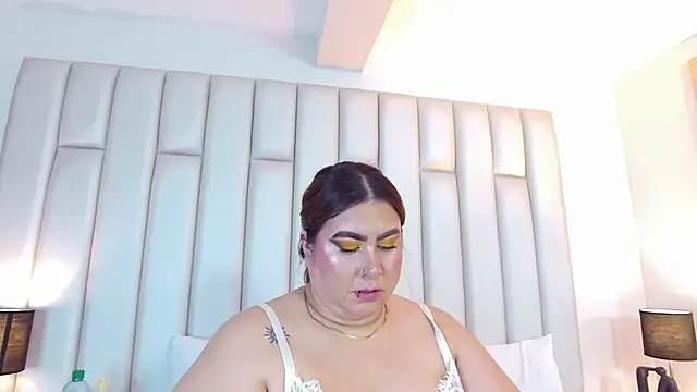 aandreaperez's Live XXX Chat