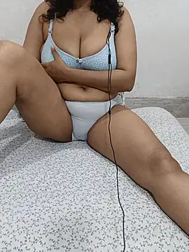 mumbairubyrose Adlı Modelin Web Kamerası Şovu