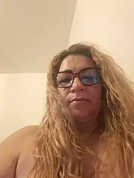 Chat +18 de gisela27 ao vivo