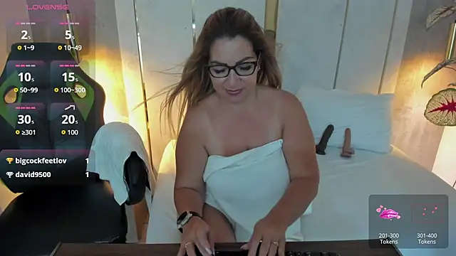 gisela27's Live XXX Chat
