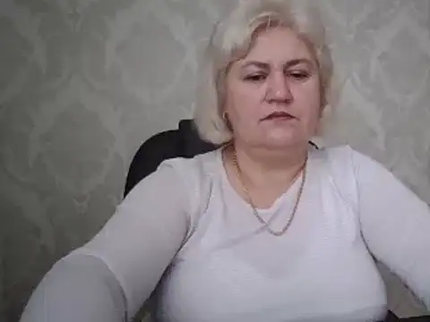 AngelaFamez লাইভ চ্যাট রুম