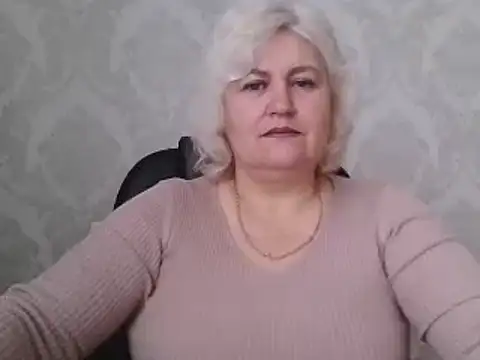 AngelaFamez – live chatrum