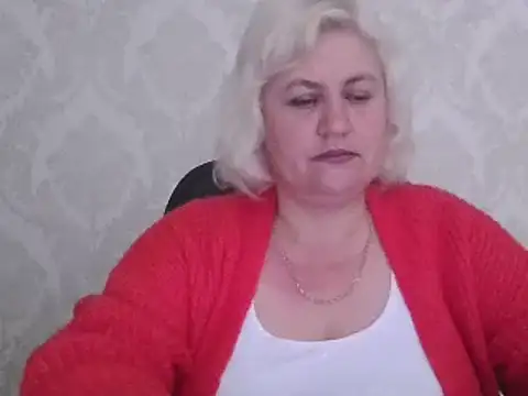 AngelaFamez's Live Chat Room