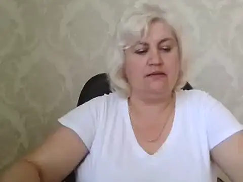 AngelaFamez Ruang Obrolan Langsung