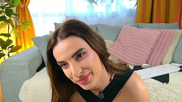 SereneRhodes' Live XXX Chat