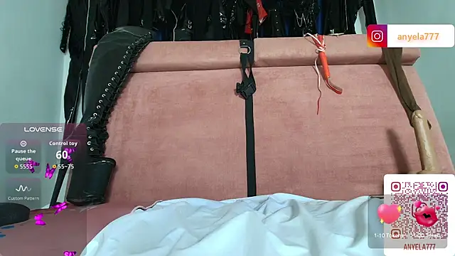 Shengyi_blue's Webcam Show