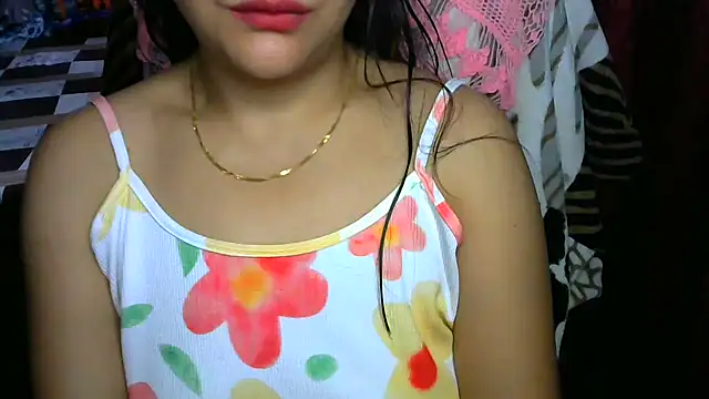 Nepali_Alisha 现场XXX聊天