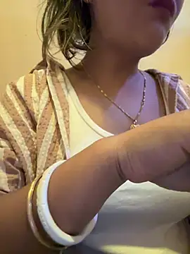 Nepali_Alisha live XXX chat