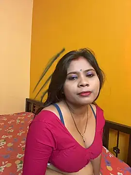 RedQQueen webcam show