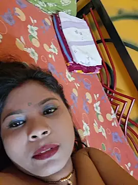RedQQueen's Live XXX Chat