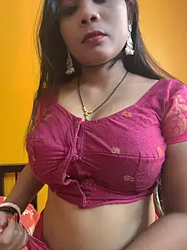 RedQQueen Adlı Modelin Web Kamerası Şovu