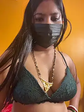 RedQQueen webcam show
