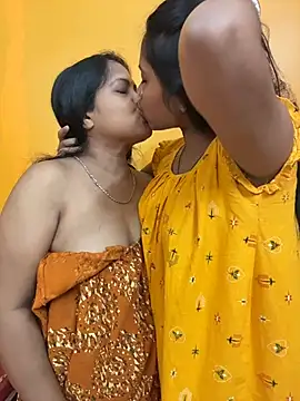 RedQQueen webcam show
