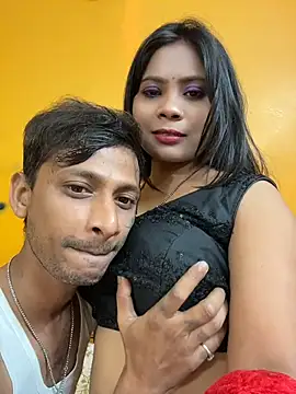 הופעת וובקאם של RedQQueen