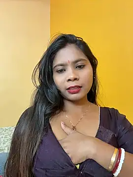 RedQQueenn Webbikameraesitys