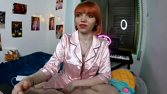 olivka-flower Adlı Modelin Canlı XXX Sohbeti