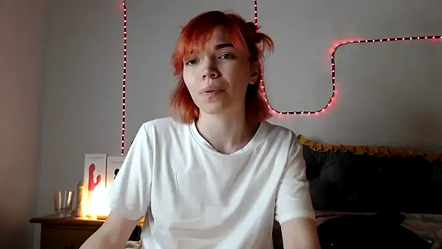 olivka-flower's Live XXX Chat