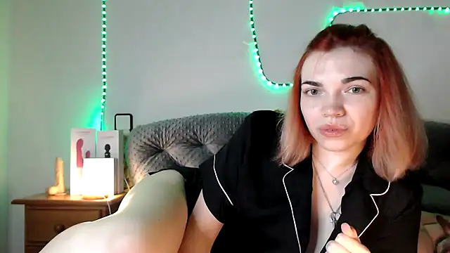 Show modela olivka-flower na web-kameri