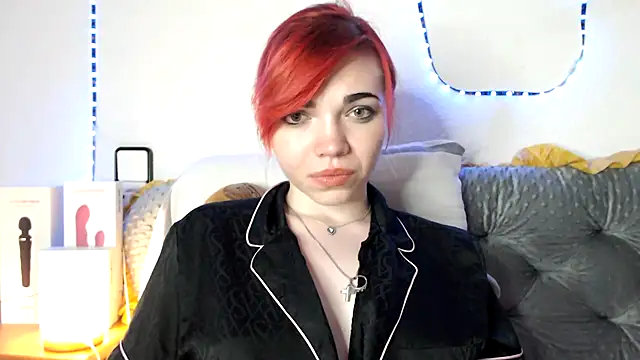 olivka-flower's Live XXX Chat