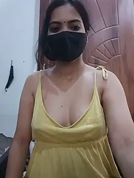 PUNAM456 Adlı Modelin Canlı XXX Sohbeti