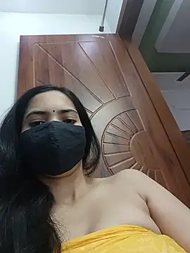 PUNAM456 XXX чат на живо
