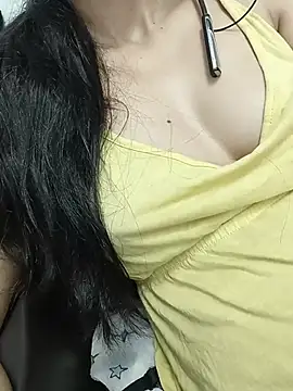 PUNAM456 XXX чат на живо
