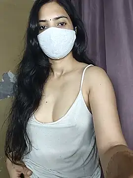 PUNAM456 Adlı Modelin Canlı XXX Sohbeti