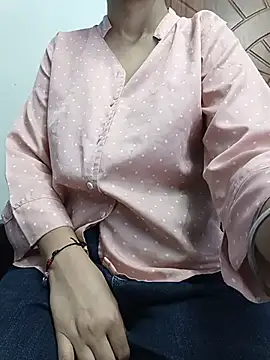 XXX chat uživo modela PUNAM456