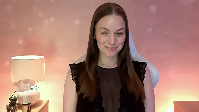 MilaFleur's Live XXX Chat
