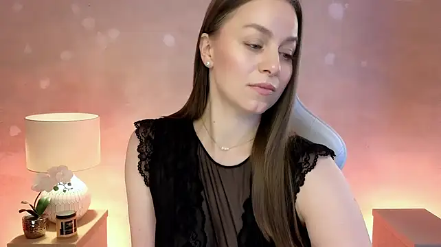 Chat +18 de MilaFleur ao vivo