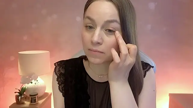 MilaFleur Show in webcam