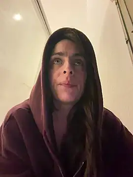 Camii2244's Live XXX Chat