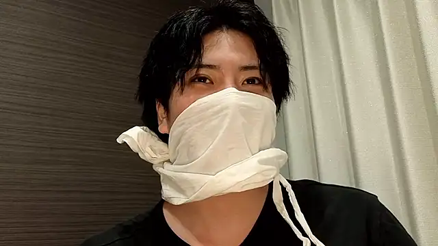 CHROME-kun925 在線直播表演