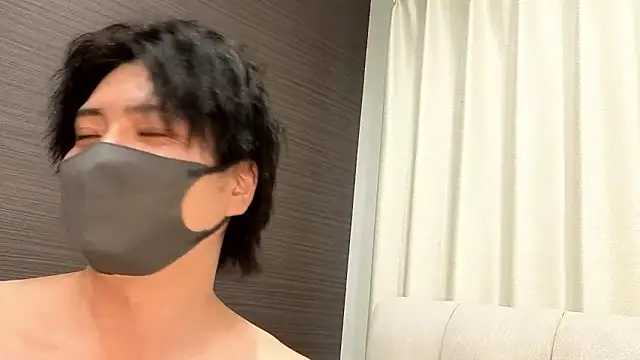 CHROME-kun925 在線直播表演