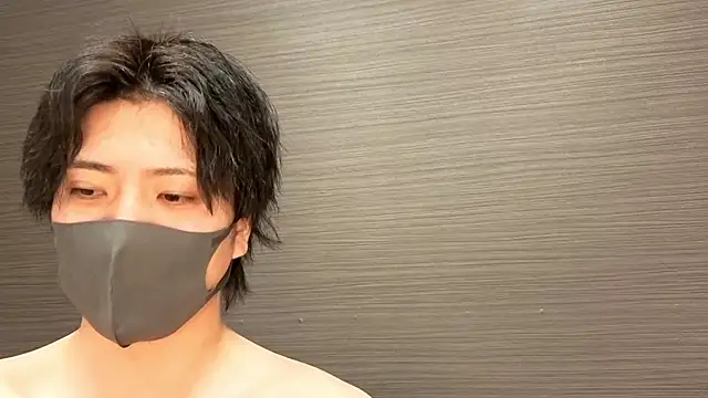 CHROME-kun925 在線直播表演